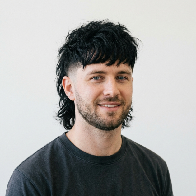 Low Taper Modern Mullet with Textured Fringe